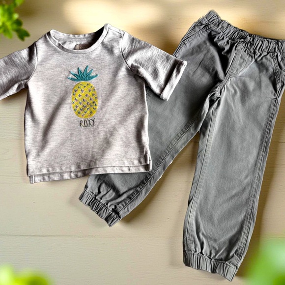 Baby Gap Girls Elastic Waist Pants & Roxy Applique Shirt Set - Picture 1 of 13